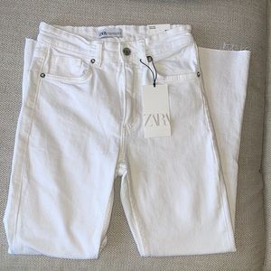 Zara Mid-Rise Crop Flare Jeans